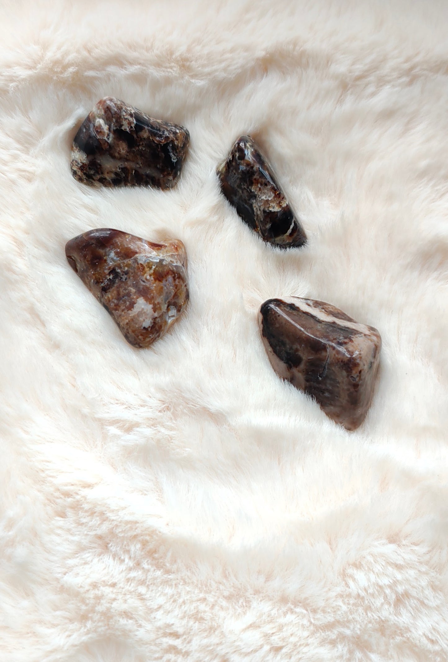 Opale Noire - Pierre Roulée