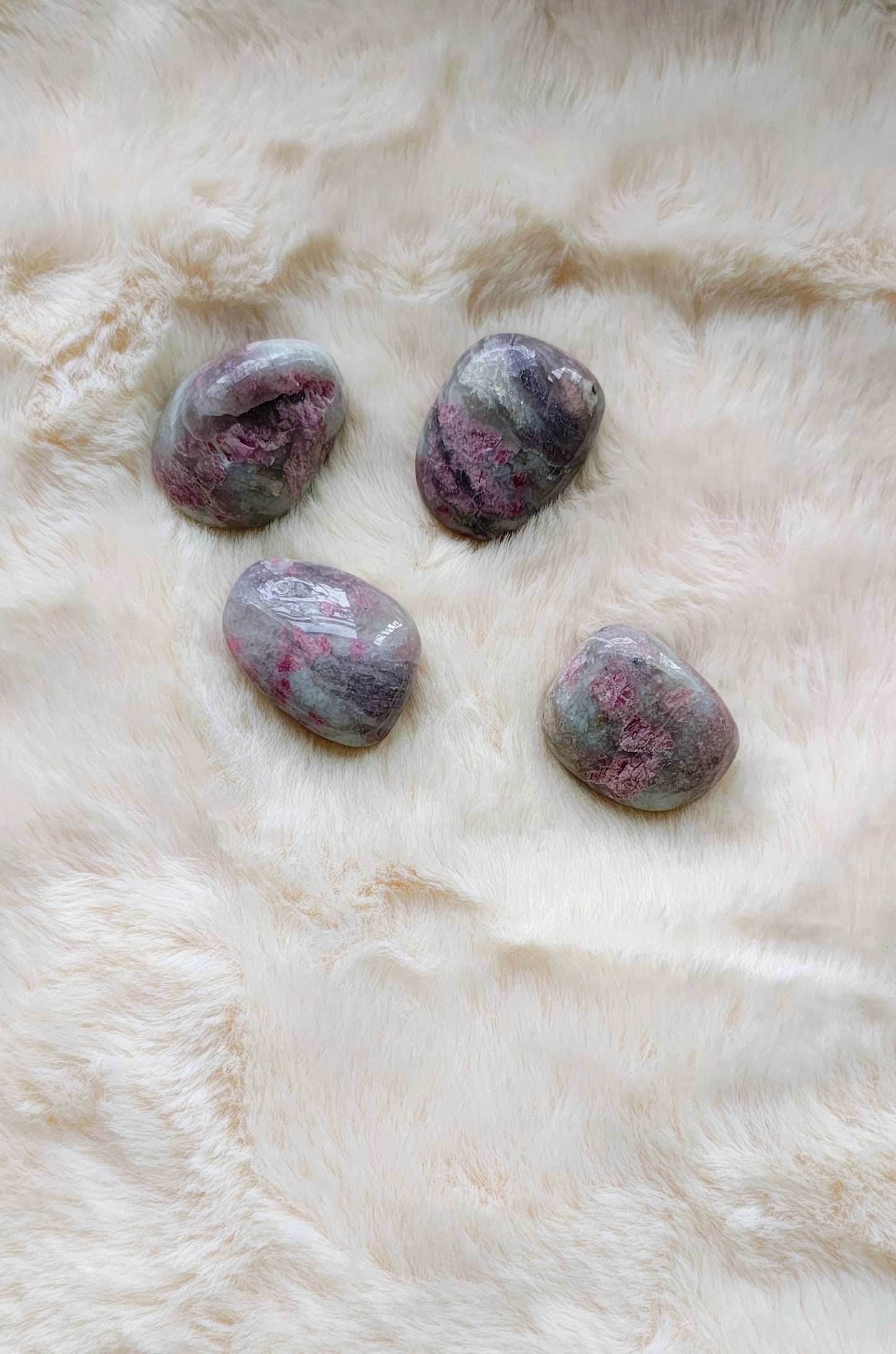 Tourmaline Rose - Pierre Roulée