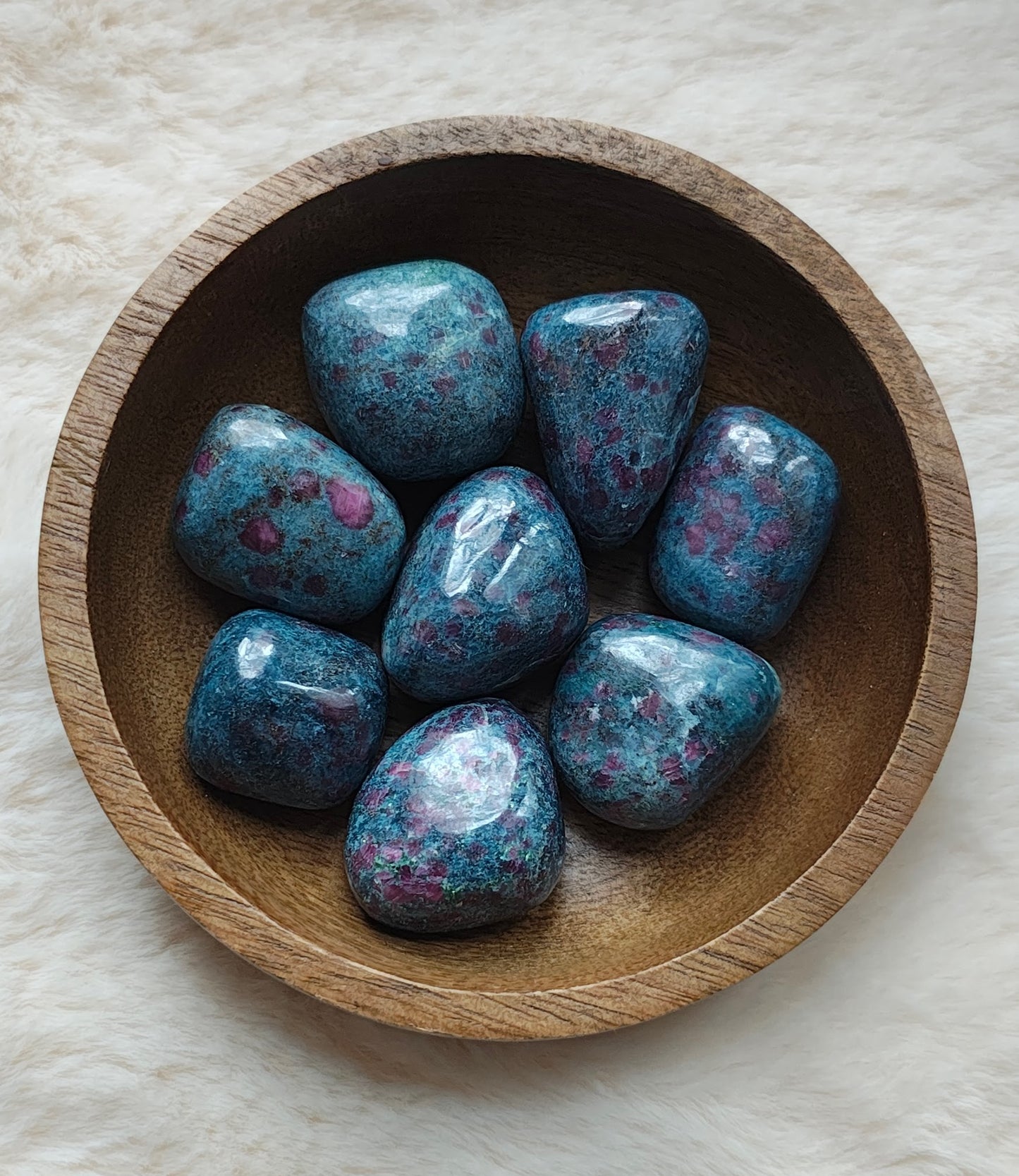 Rubis sur Cyanite - Pierre Roulée
