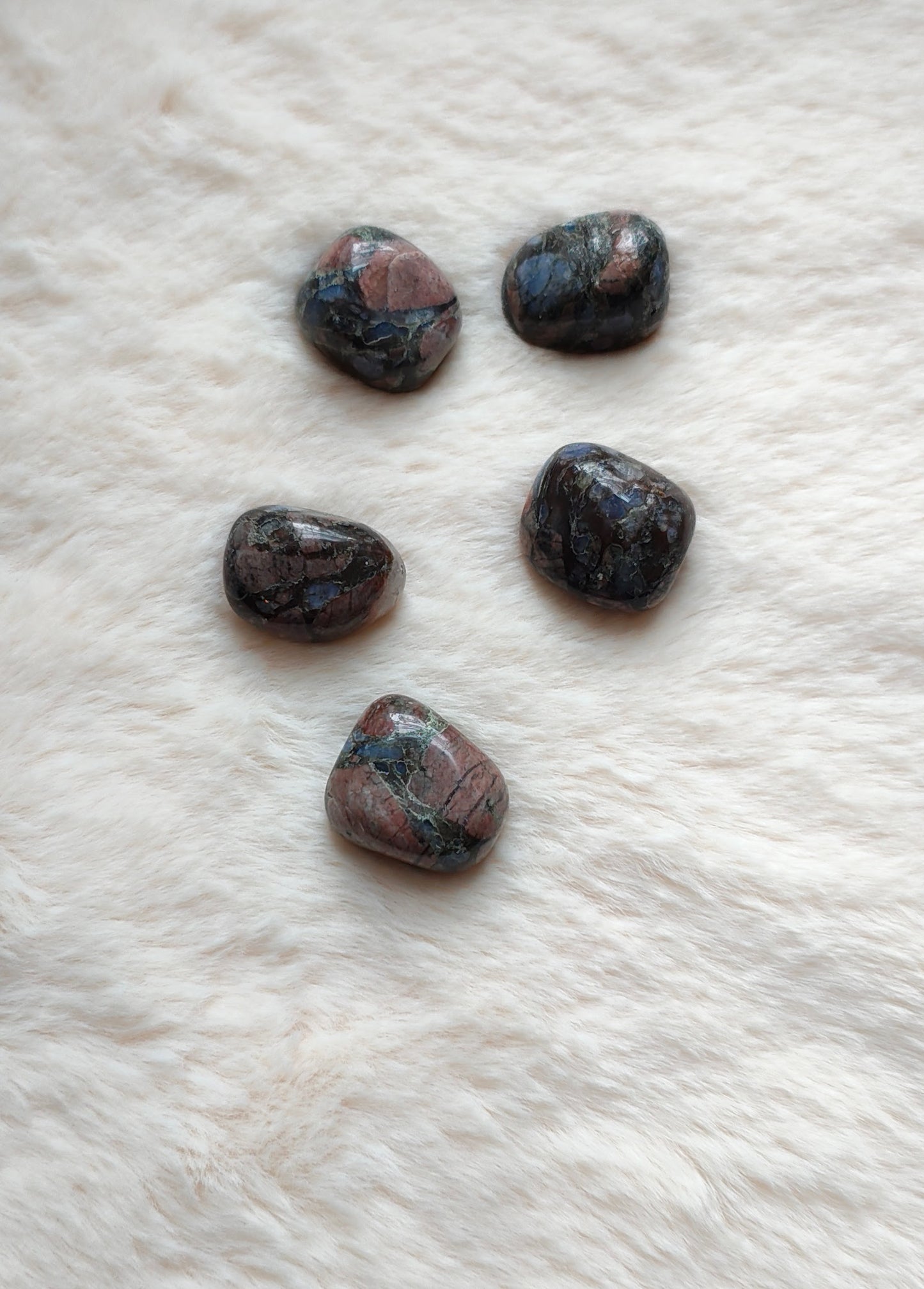 Blue Liberite - Pierre Roulée