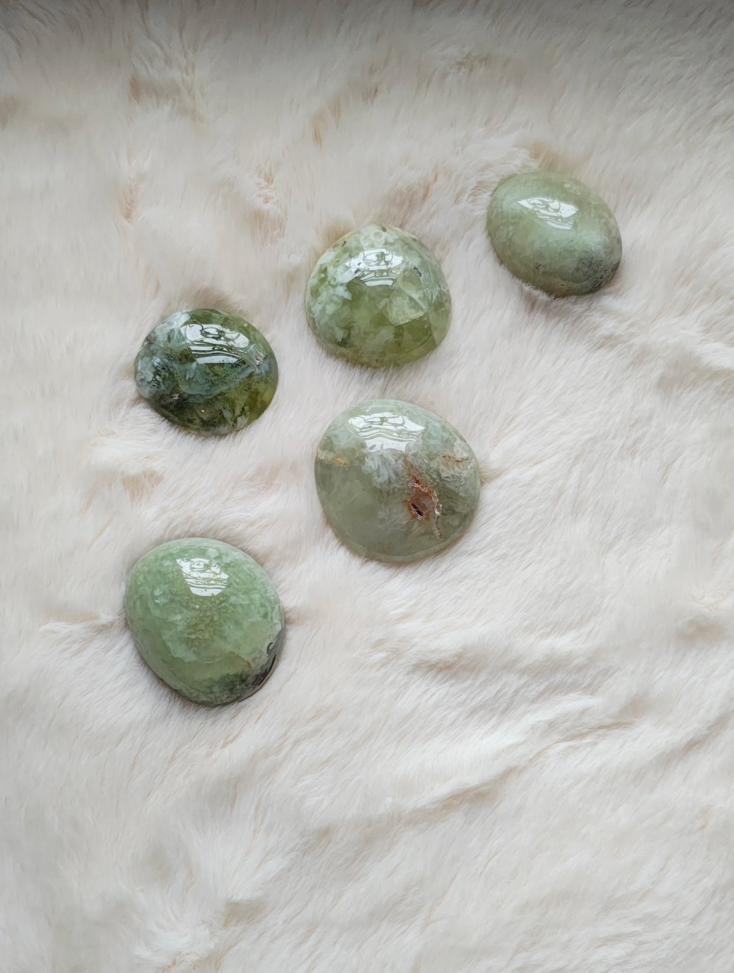 Jade Jaune - Pierre Roulée