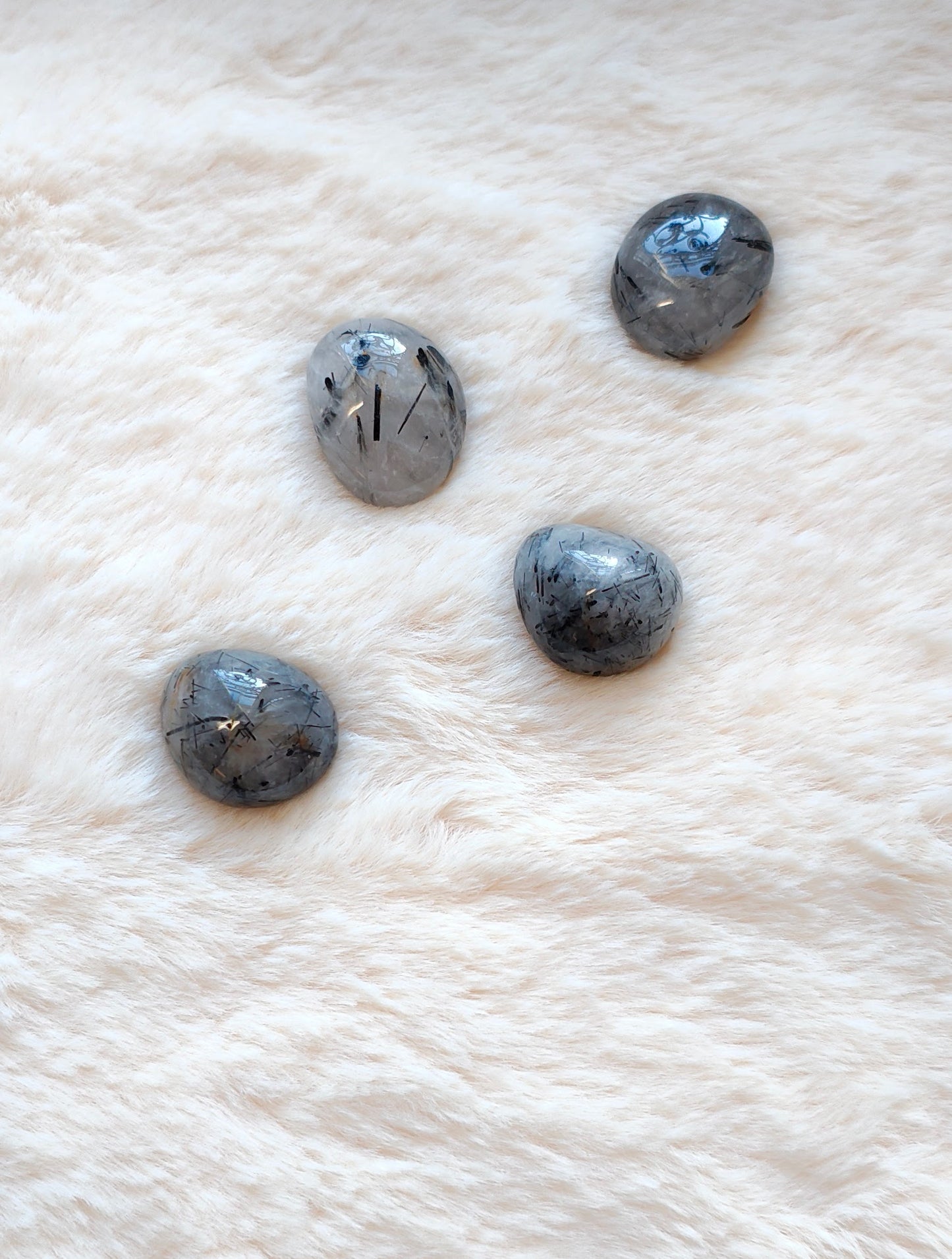 Quartz Tourmaline - Pierre Roulée