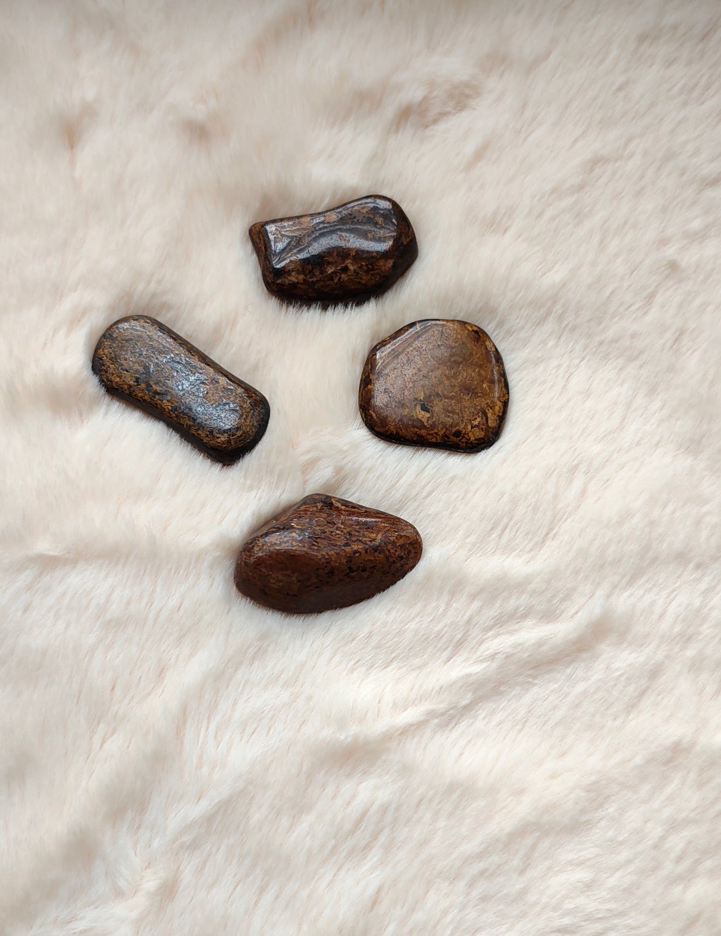 Bronzite - Pierre Roulée