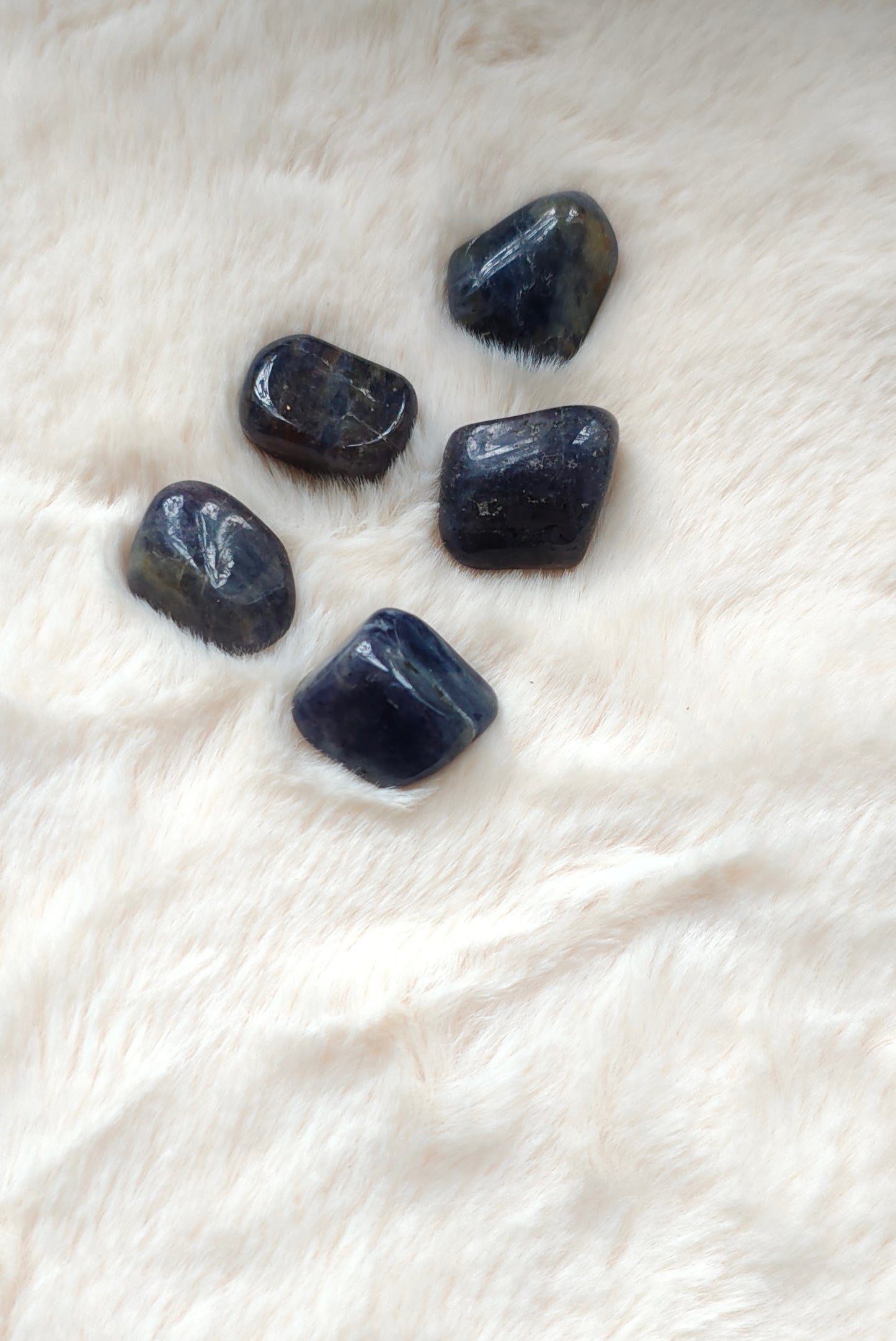 Cordiérite - Pierre Roulée