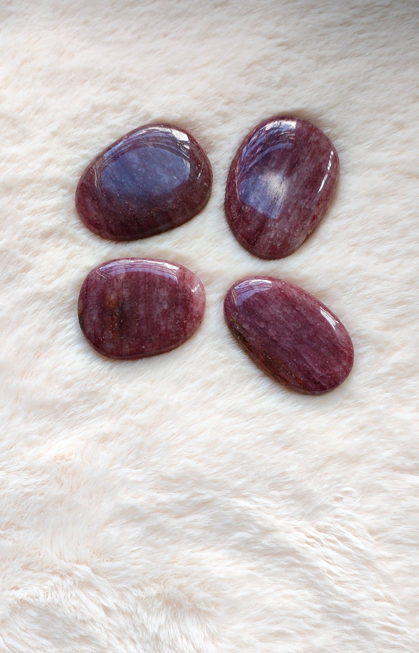 Lépidolite - Pierre Plate