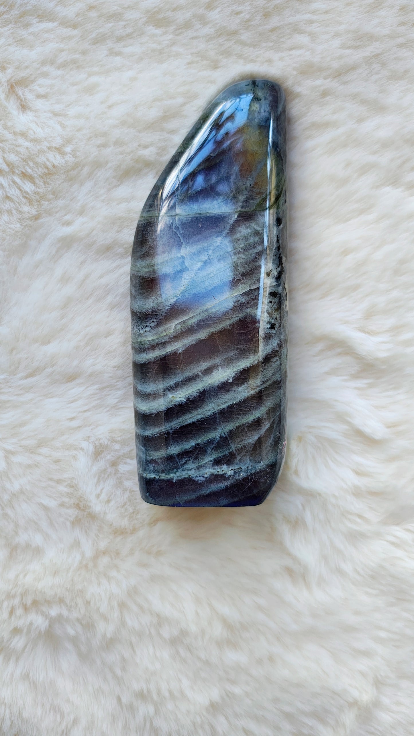 Labradorite Violette - Forme Libre - Modèle 266