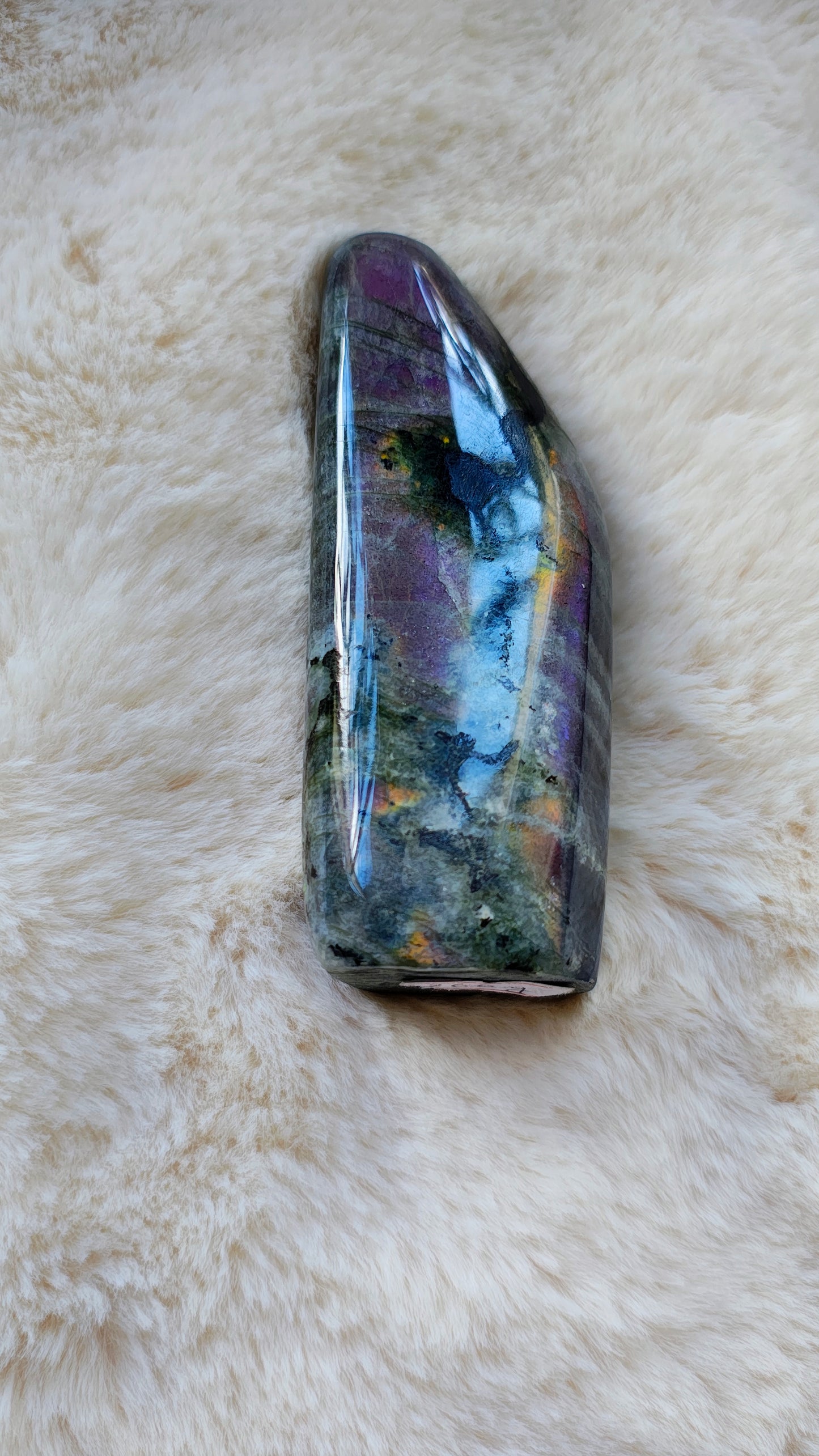 Labradorite Violette - Forme Libre - Modèle 266