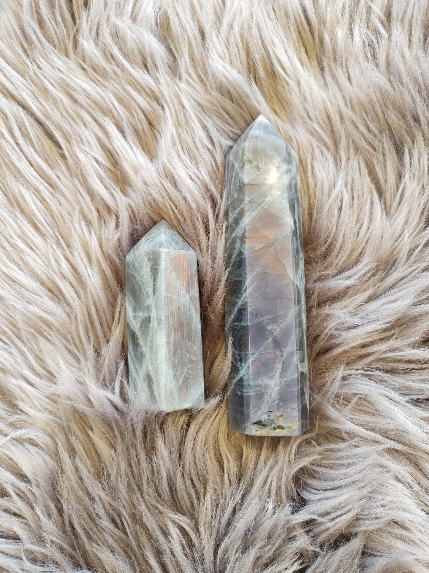 Labradorite Violette - Pointe - Lithothérapie - Pierres Naturelles