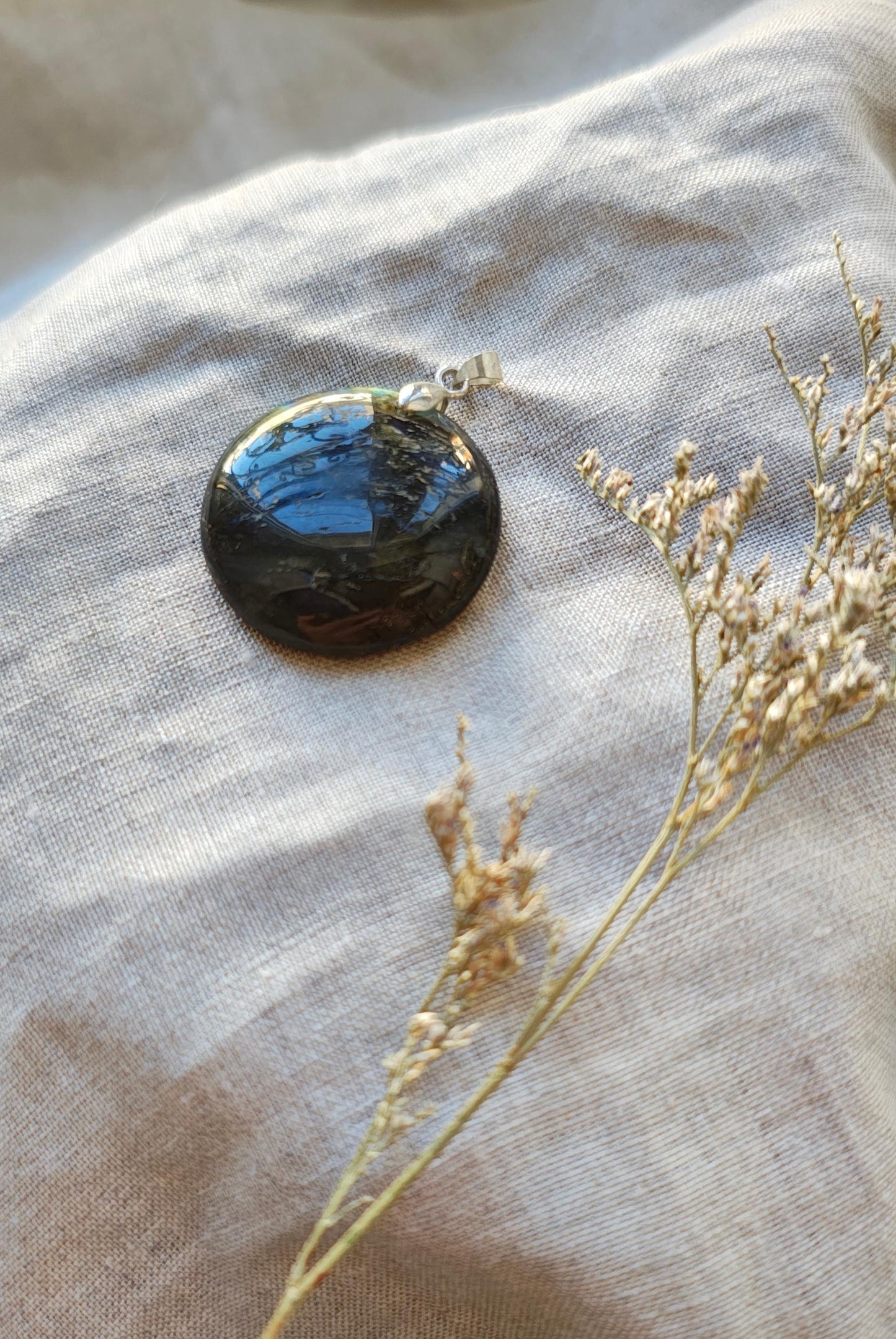 Labradorite - Pendentif - Lithothérapie - Pierres Naturelles - Protection - Clarté - Perspectives - Intuition - Empathie - Bienveillance - F