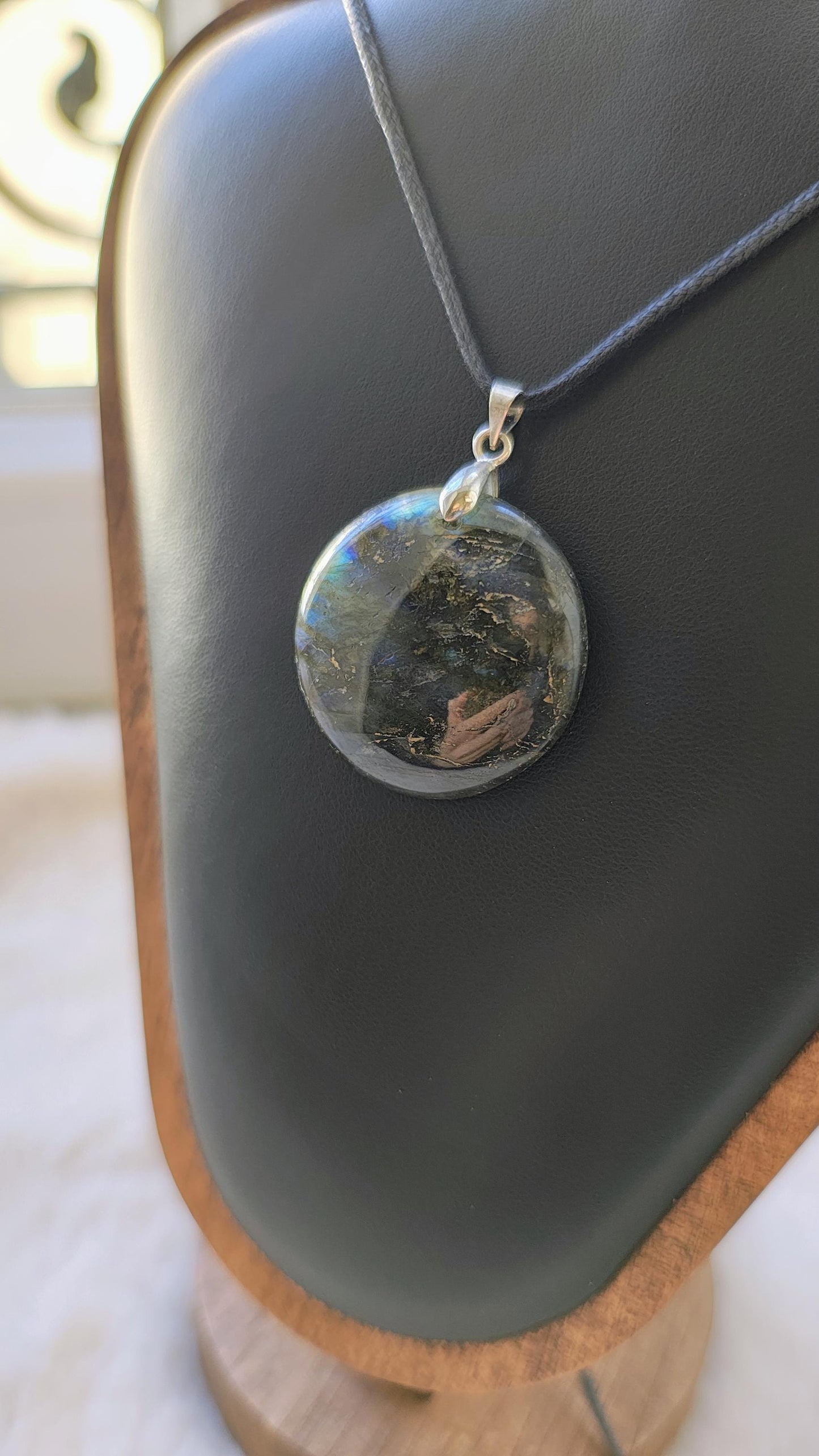Labradorite - Pendentif - Lithothérapie - Pierres Naturelles - Protection - Clarté - Perspectives - Intuition - Empathie - Bienveillance - F