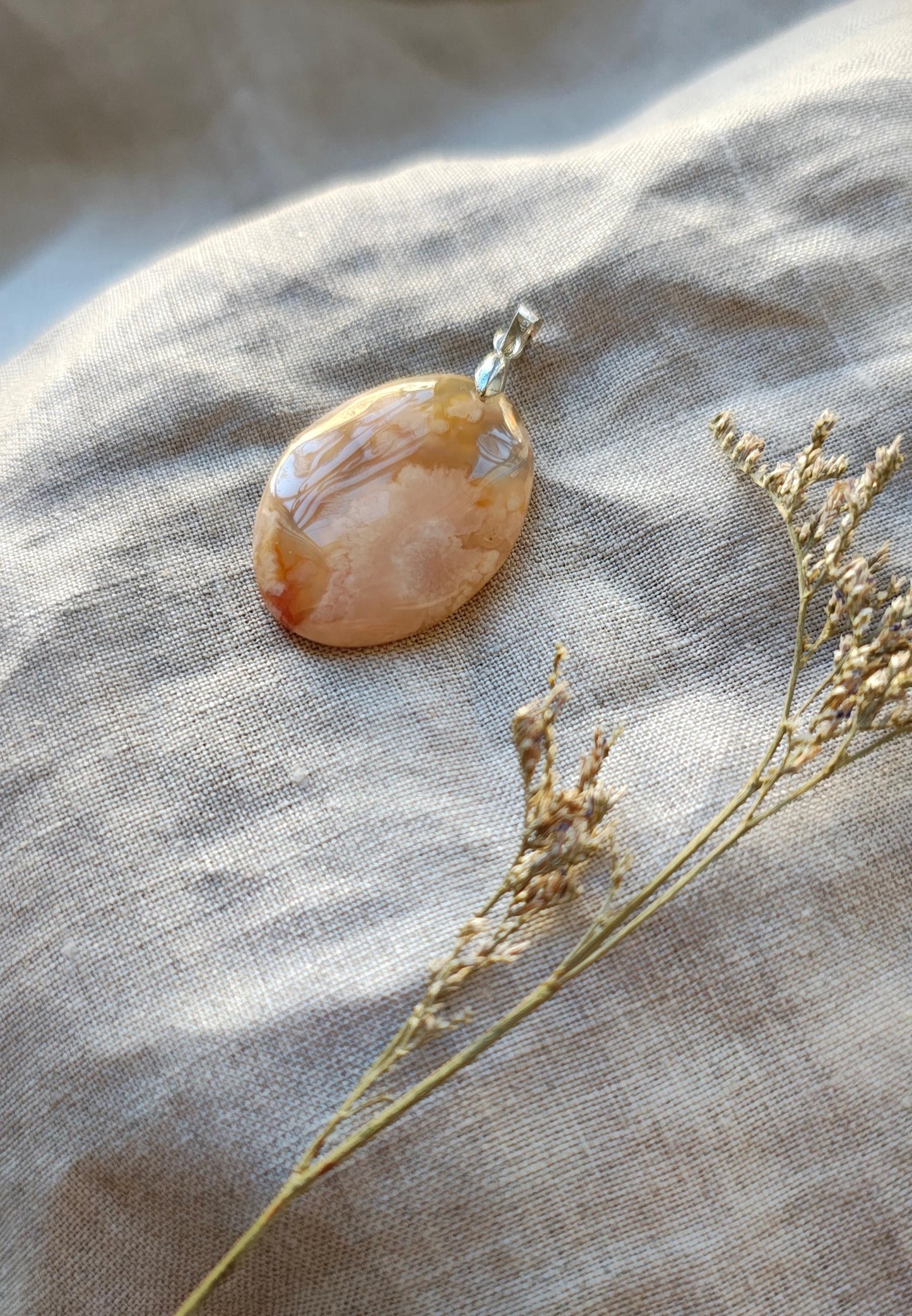 Agate Fleur de Cerisier - Pendentif - Lithothérapie - Pierres Naturelles - Epanouissement - Renaissance - Sérénité - Lâcher-Prise - Modèle B