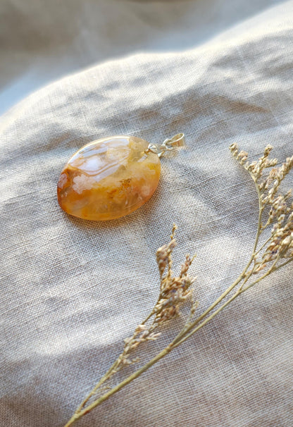 Agate Fleur de Cerisier - Pendentif - Lithothérapie - Pierres Naturelles - Epanouissement - Renaissance - Sérénité - Lâcher-Prise - Modèle D
