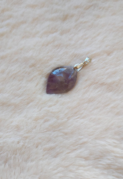 Améthyste - Pendentif - Lithothérapie - Pierres Naturelles - Concentration - Psychisme - Méditation - Anti-Addiction - Maitrise - Modèle B